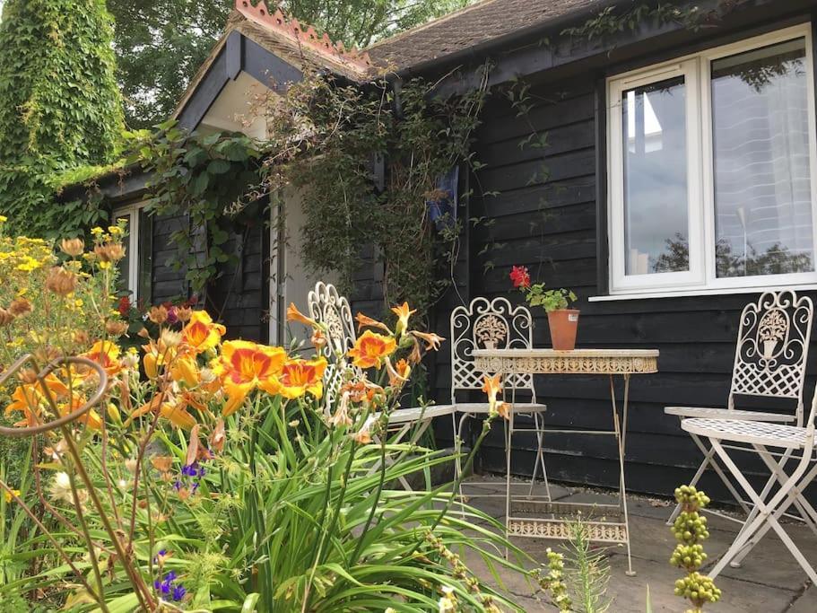 Willow Cottage In Idyllic Location Harrietsham Exterior foto